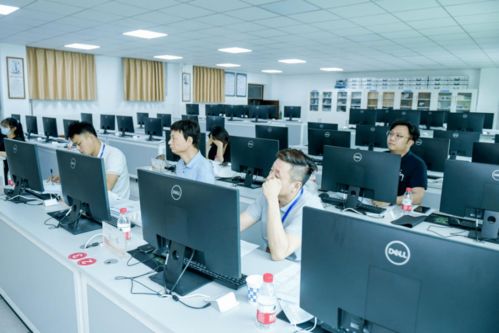 第十一屆全國大學生電子商務“三創(chuàng)”挑戰(zhàn)賽河南賽區(qū)選拔賽在河南牧業(yè)經(jīng)濟學院圓滿落幕